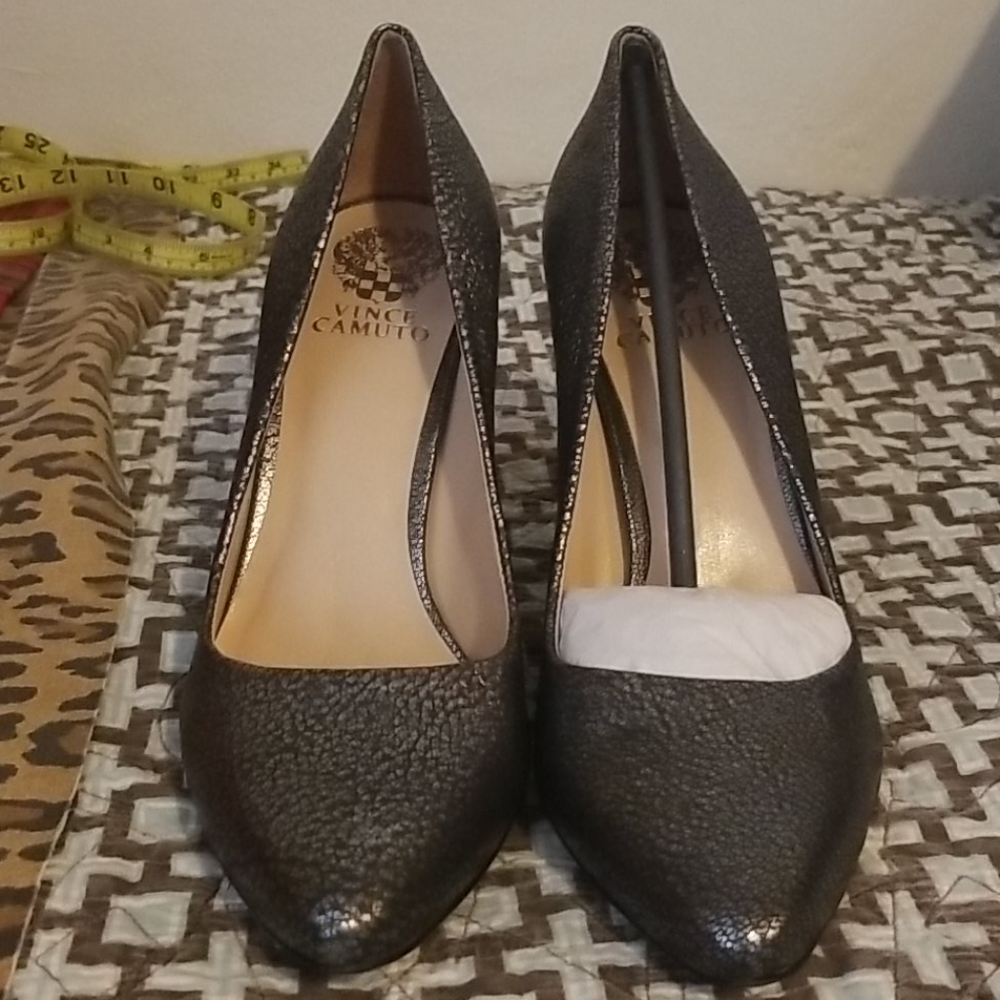 Gun metal silver heel